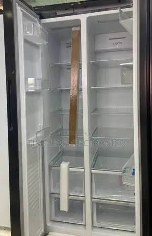 Midea 620 L Side‐By‐Side Refrigerator – Maximum Capacity, Smart