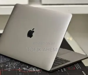 New Laptop Apple MacBook 2016 16GB Intel Core I7 SSD 512GB