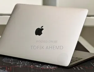 New Laptop Apple MacBook 2016 16GB Intel Core I7 SSD 512GB