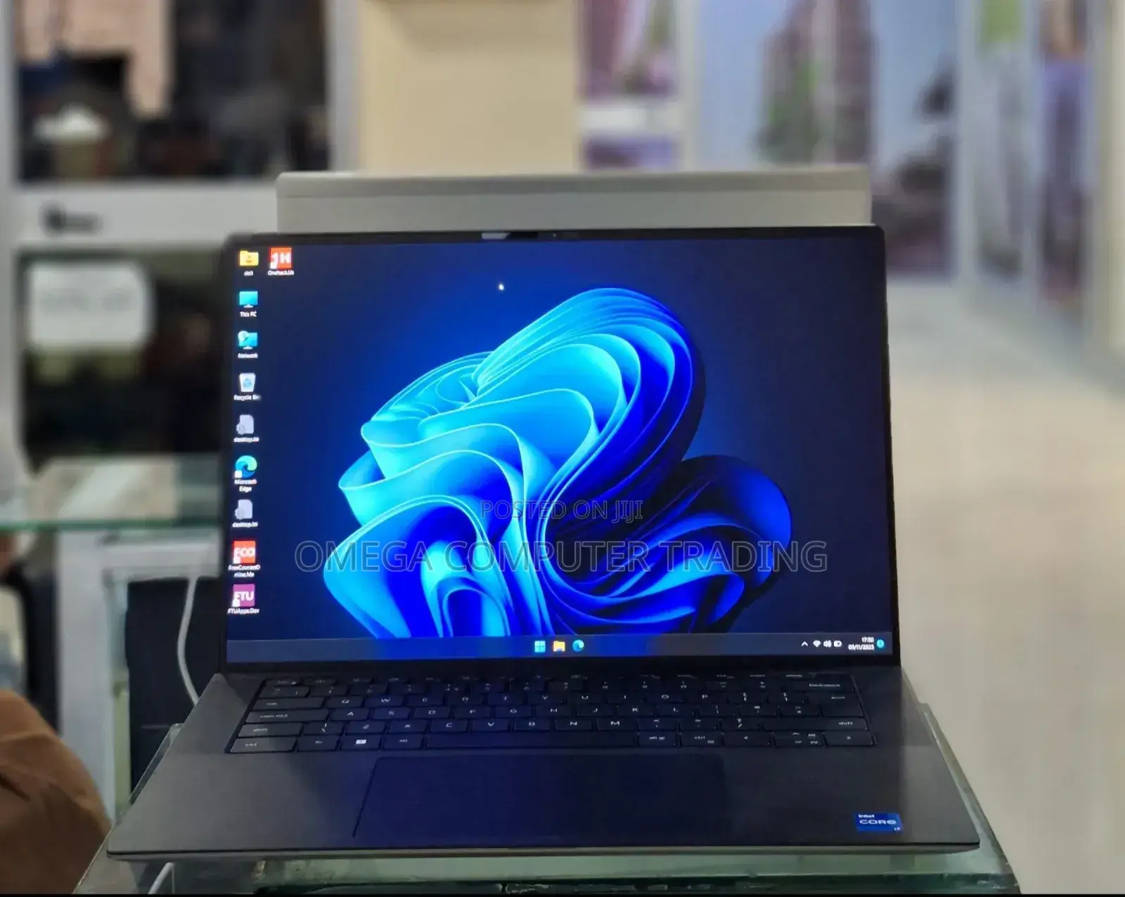 New Laptop Dell Precision 5540 16GB Intel Core i7 SSD 512GB