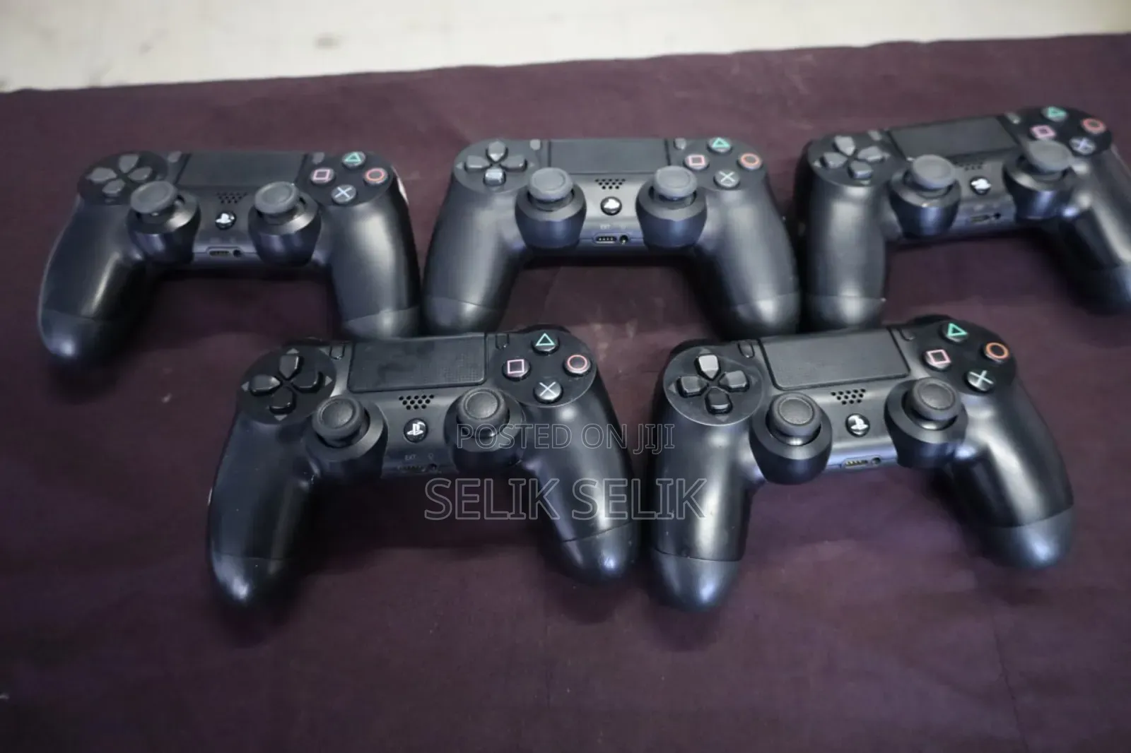 ፕለይስቴሽን 4 አዳዲስ ጆይ እስቲኮች