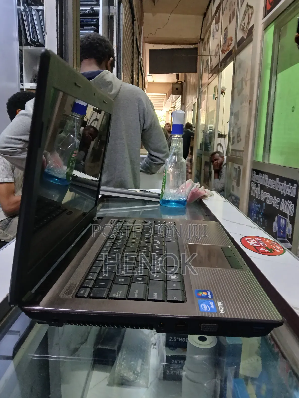 Laptop Asus X44H 4GB Intel Celeron HDD 320GB