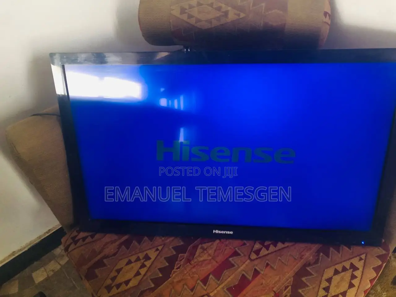 32" Hisense Tv