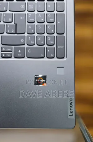 New Laptop Lenovo 32GB AMD Ryzen 7 SSD 512GB