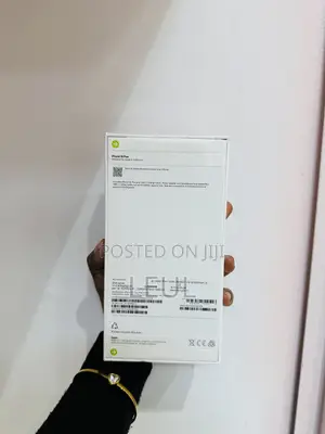 Photo - New Apple iPhone 16 Plus 128 GB Pink