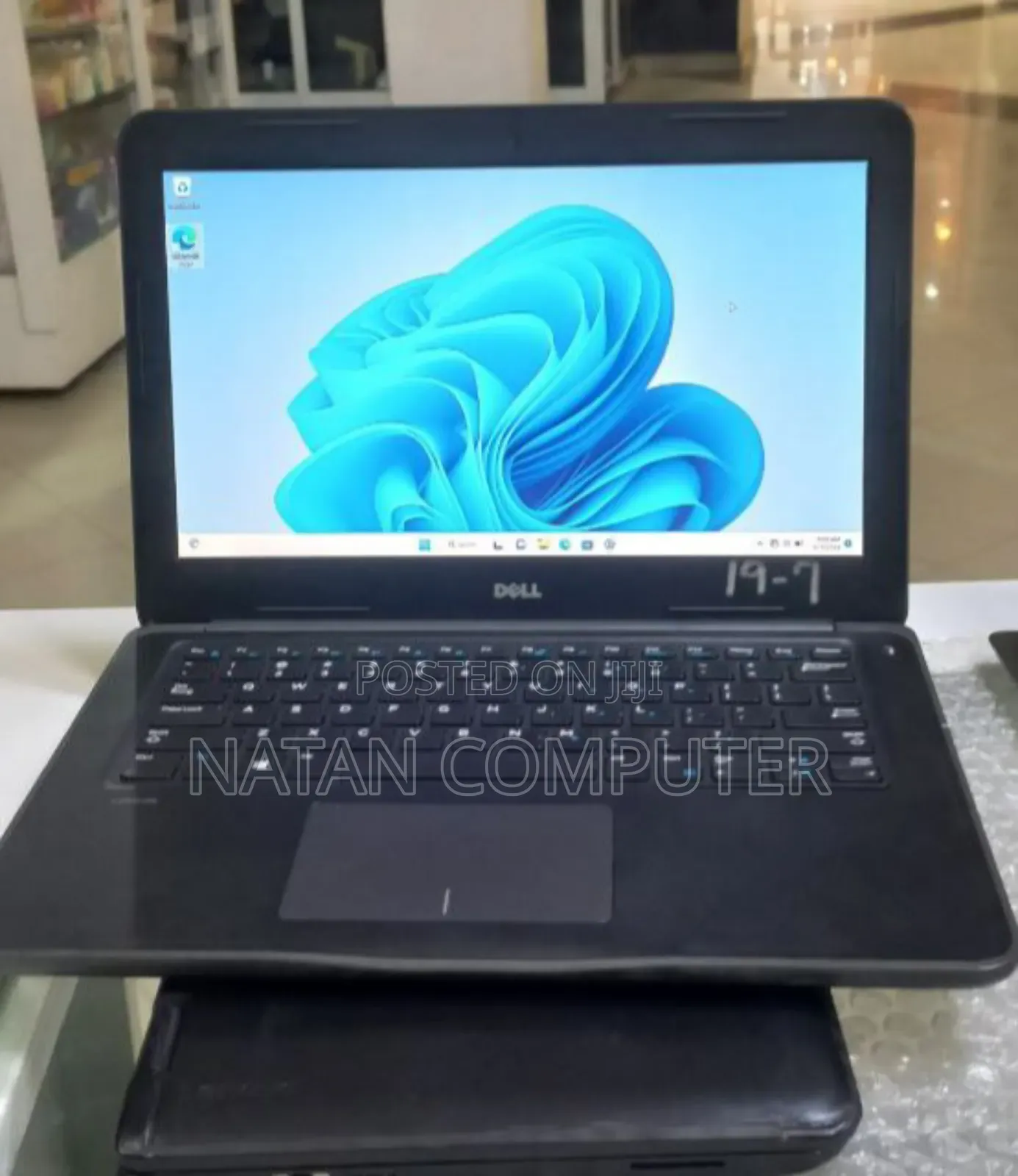 New Laptop Dell Latitude 3380 8GB Intel Core I5 SSD 256GB