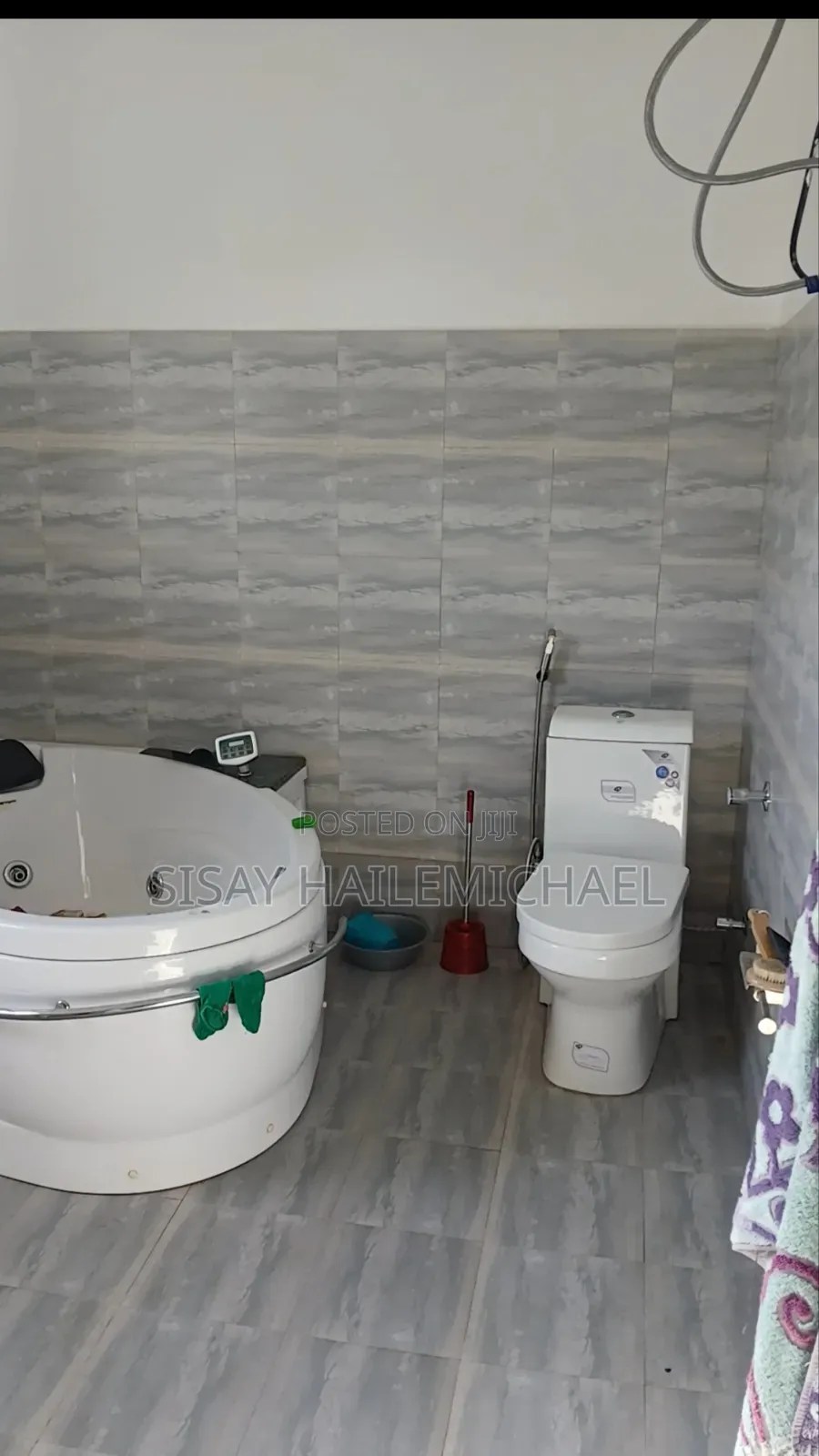 14bdrm House in Yeka for rent