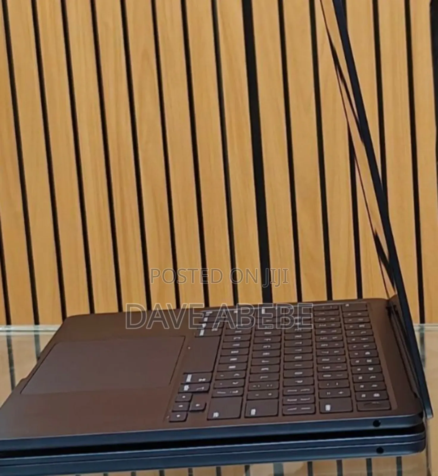 New Laptop Apple MacBook Air 2025 M4 13-Inch 16GB Apple M4 SSD 256GB