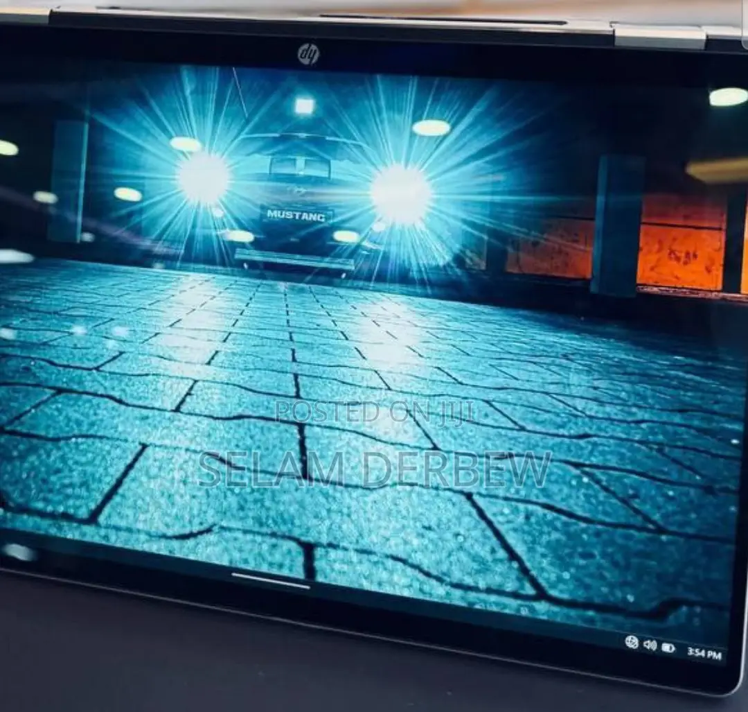 New Laptop HP OmniBook 5 Flip 16GB Intel Core 7 SSD 512GB