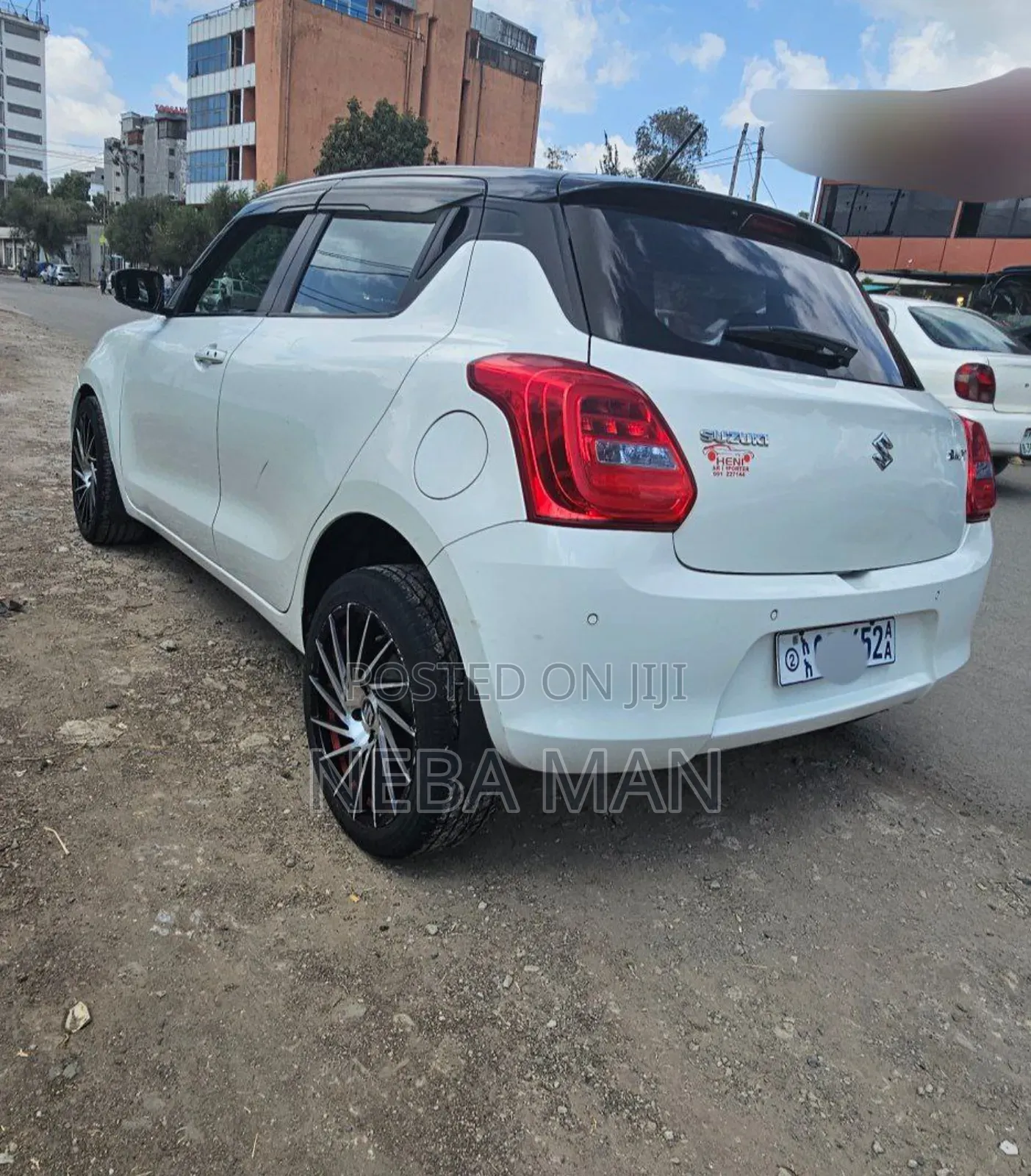 Suzuki Swift 2022 White