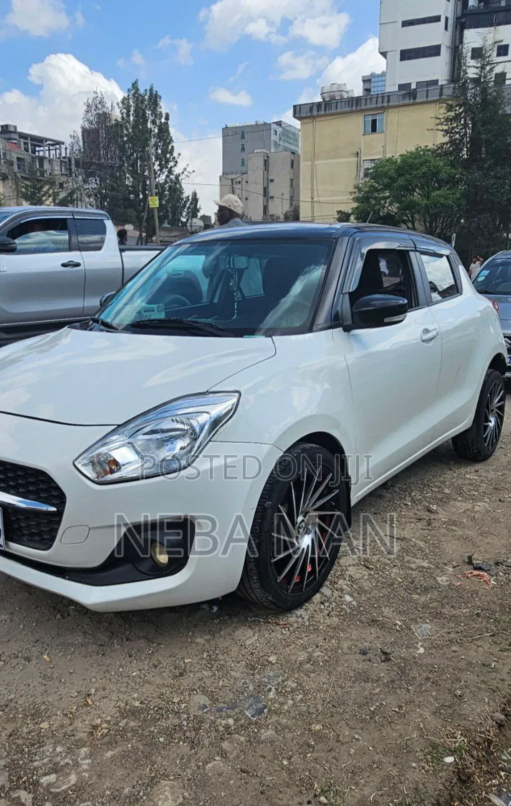 Suzuki Swift 2022 White