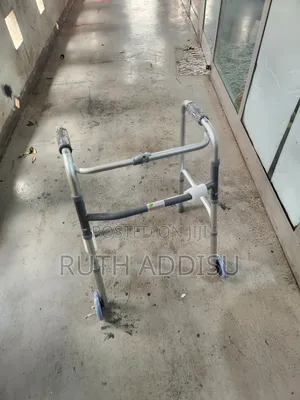 Photo - With Wheel Walker脆弱brand New Heavy Walker腱你walker軍方walker凳我walker New