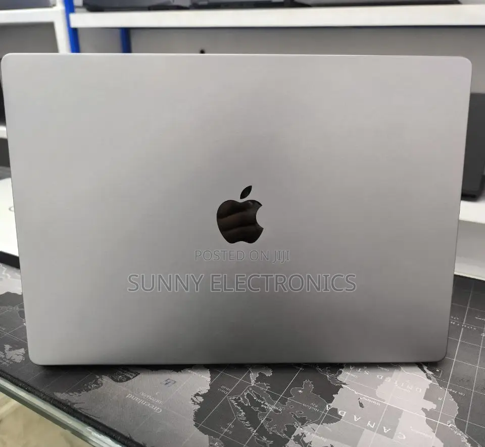 New Laptop Apple MacBook Pro M1 64GB Apple M1 Max SSD 256GB