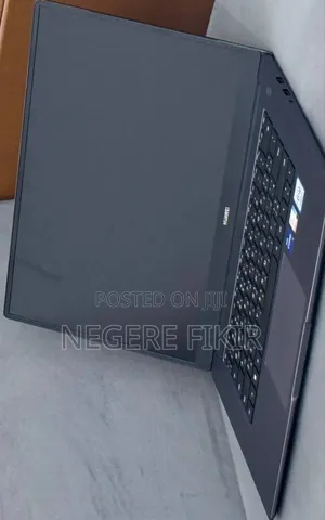 New Laptop Huawei MateBook 16s 16GB Intel Core I7 SSD 512GB