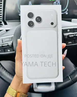 Photo - New Apple iPhone 17 Pro Max 256 GB Silver