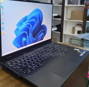 New Laptop Lenovo Legion Y740 32GB Intel Core i9 SSD 1T