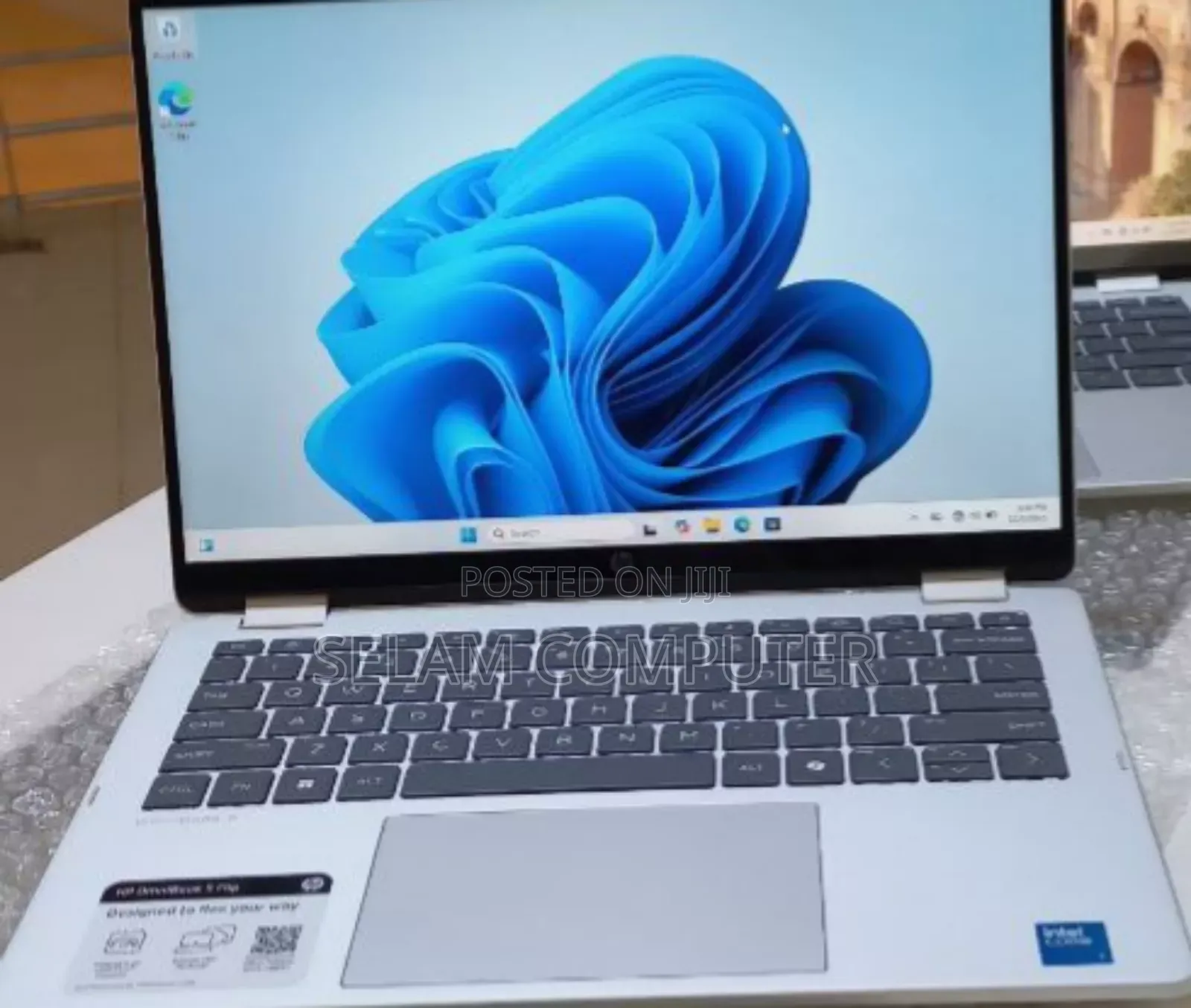 New Laptop HP OmniBook 5 Flip 16GB Intel Core I7 SSD 1T