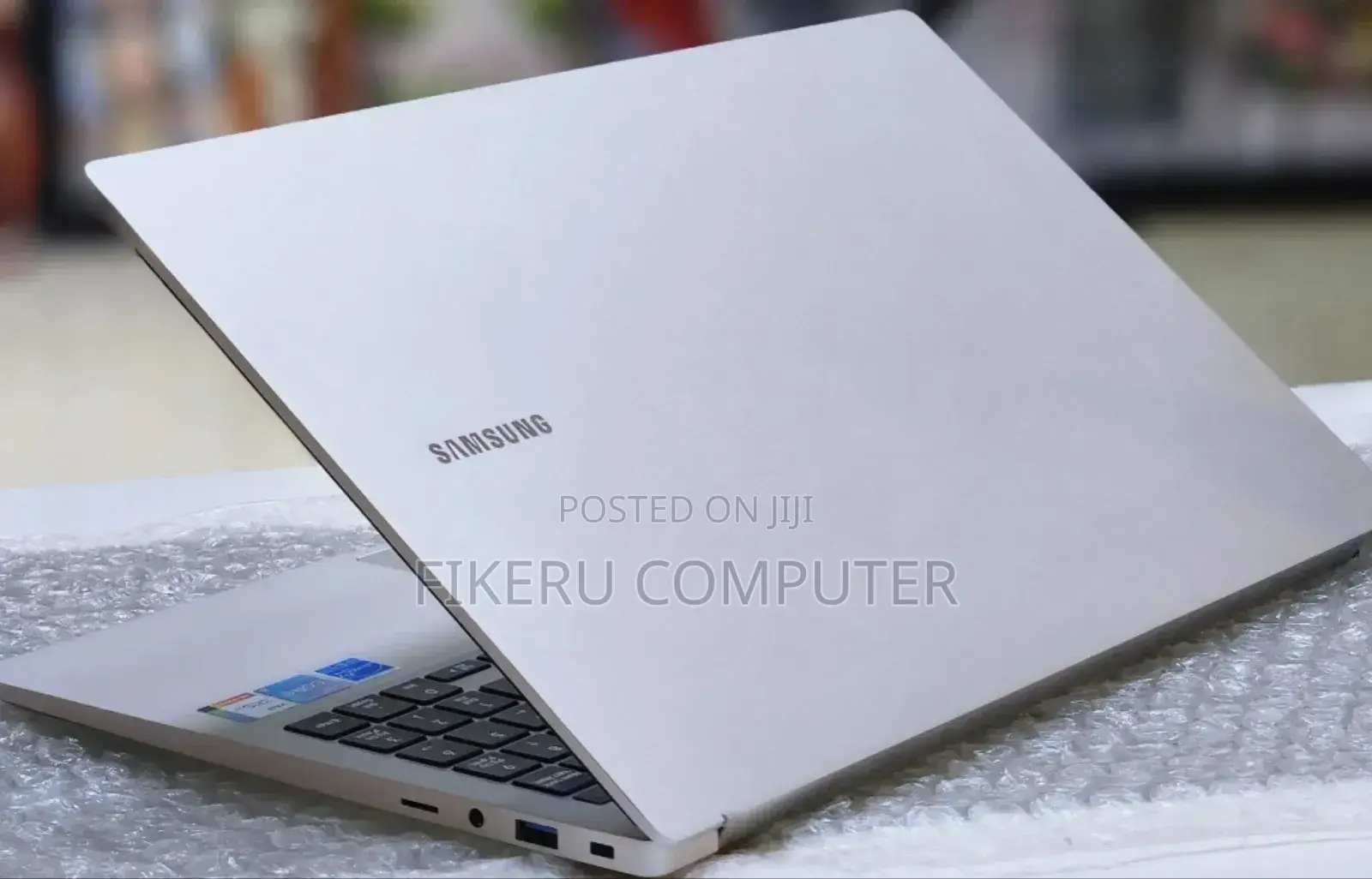 New Laptop Samsung Ativ Book 9 Lite 8GB Intel Core I5 SSD 256GB