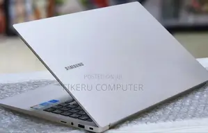 New Laptop Samsung Ativ Book 9 Lite 8GB Intel Core I5 SSD 256GB