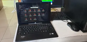 Laptop 4GB Intel SSD 32GB