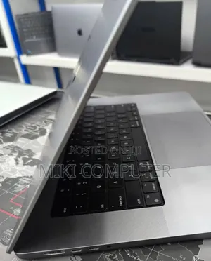 New Laptop Apple MacBook Pro M1 64GB Intel SSD 1T