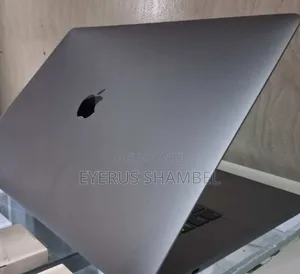 Photo - New Laptop Apple MacBook Pro 32GB Intel Core I9 SSD 512GB