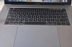 New Laptop Apple MacBook Pro 32GB Intel Core I9 SSD 512GB