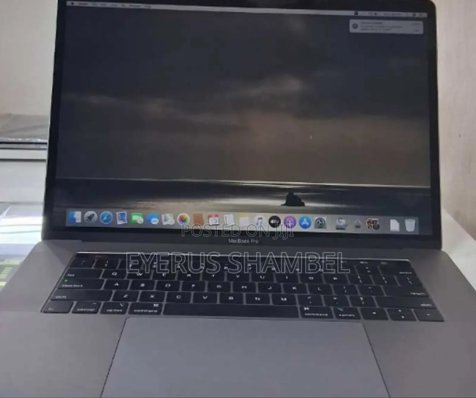 New Laptop Apple MacBook Pro 32GB Intel Core I9 SSD 512GB