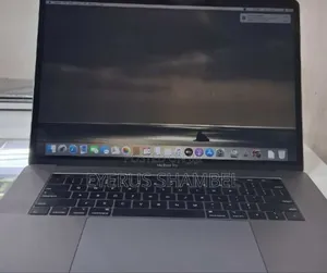New Laptop Apple MacBook Pro 32GB Intel Core I9 SSD 512GB
