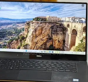 New Laptop Dell XPS 15 16GB Intel Core I7 SSD 256GB