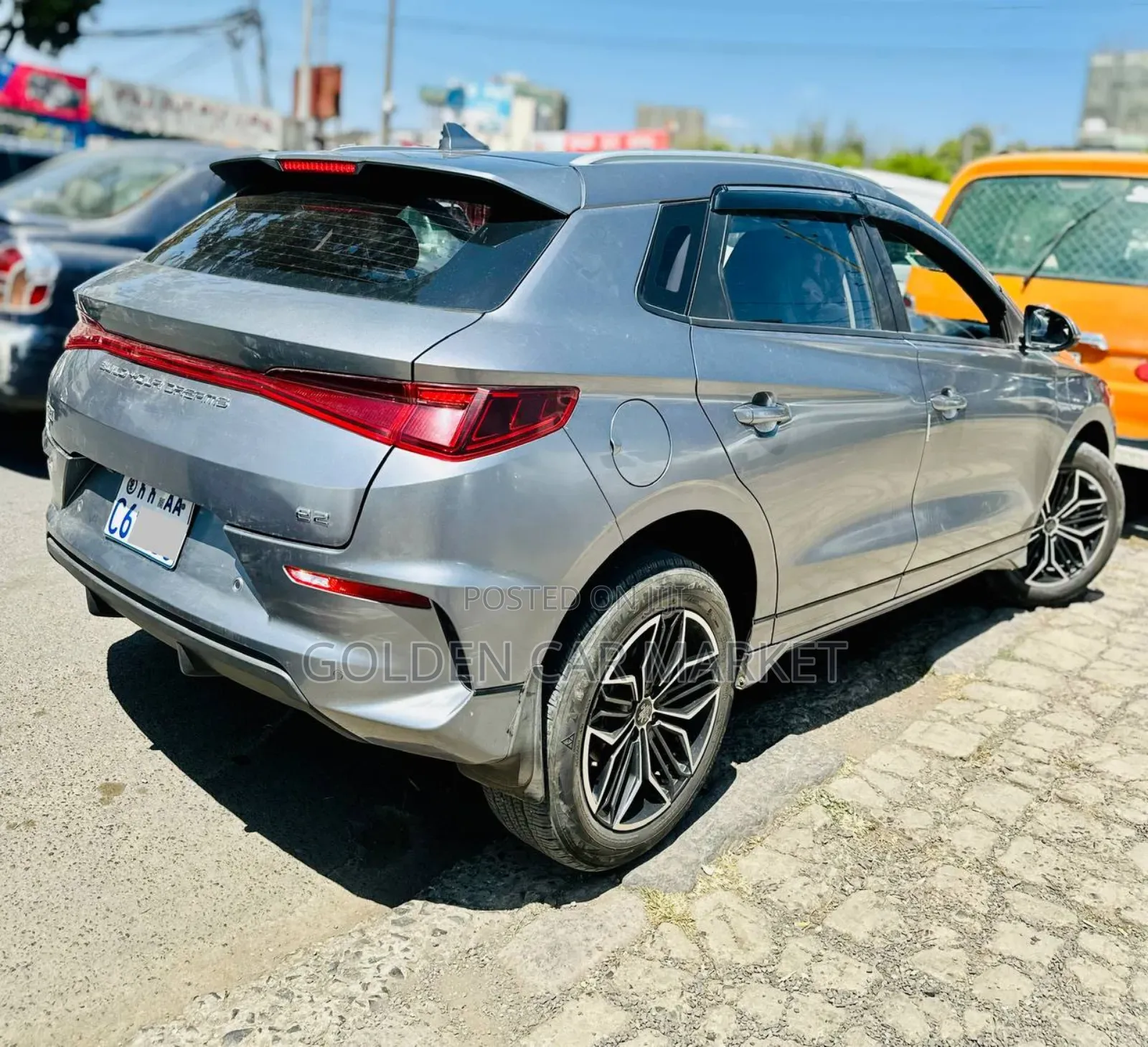 BYD E2 43 kWh 94 hp FWD 2024 Gray