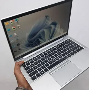 New Laptop HP EliteBook 845 G8 16GB AMD Ryzen 5 SSD 512GB