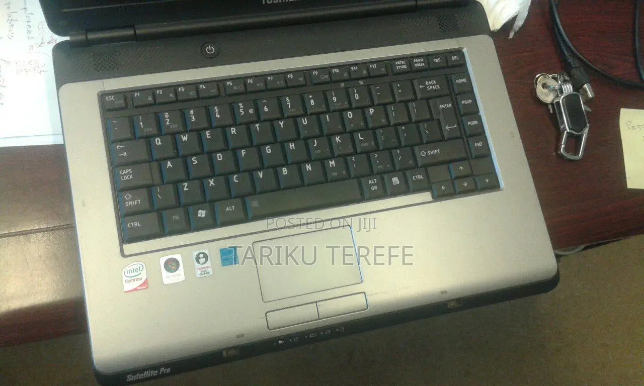 Laptop Toshiba Satellite C55 4GB Intel Core 2 Duo HDD 500GB
