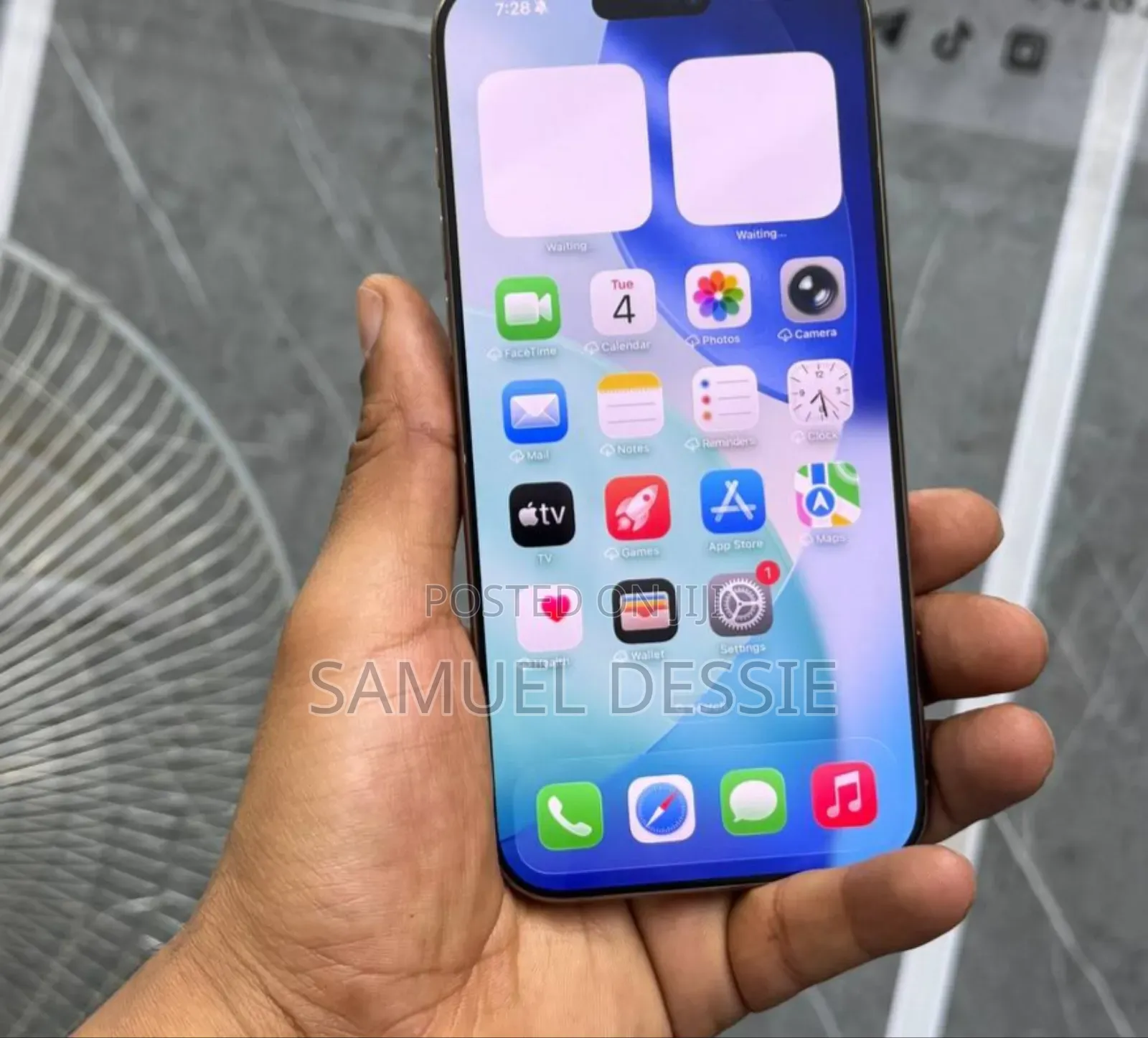 New Apple iPhone 16 Pro Max 256 GB