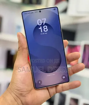 Photo - New Samsung Galaxy S25 Ultra 256 GB