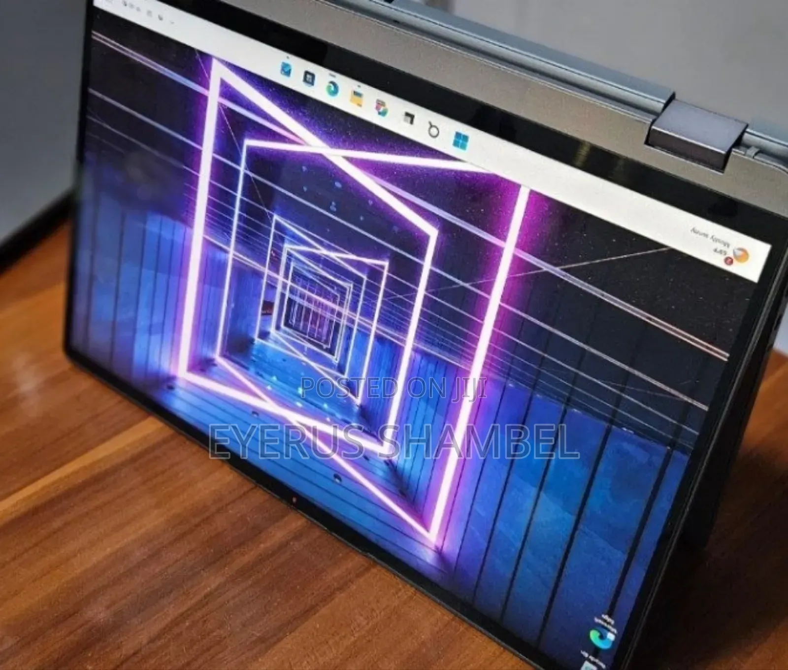 New Laptop Lenovo Yoga 7i 16GB Intel Core I7 SSD 512GB