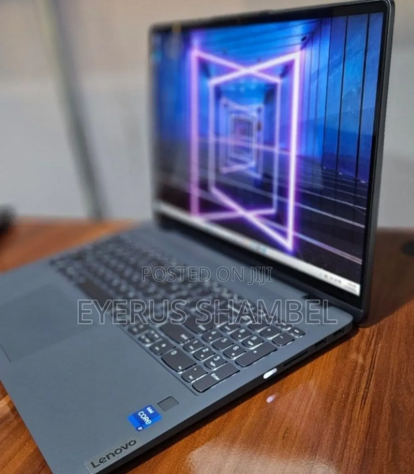 New Laptop Lenovo Yoga 7i 16GB Intel Core I7 SSD 512GB