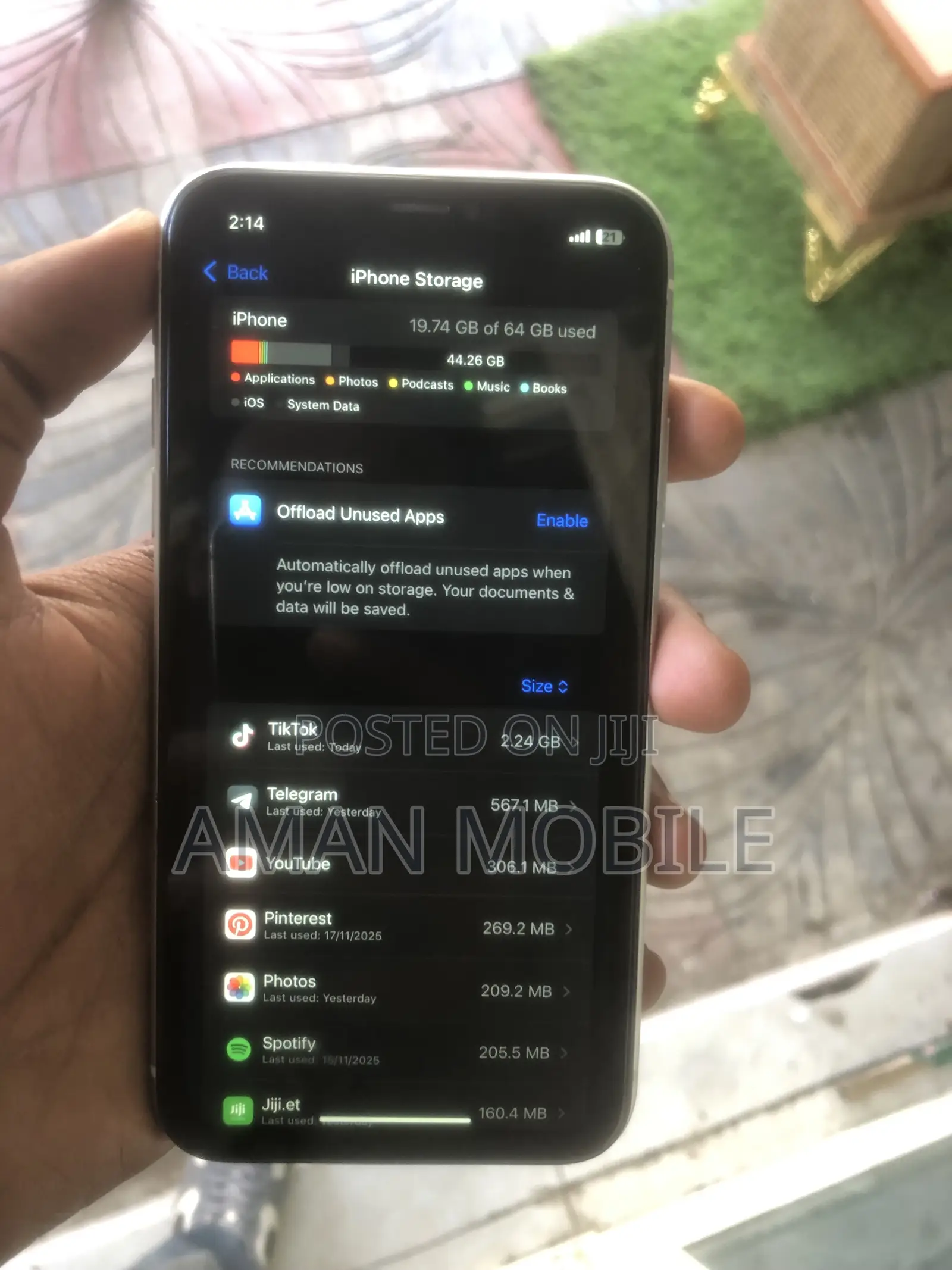 Apple XR 64 GB White