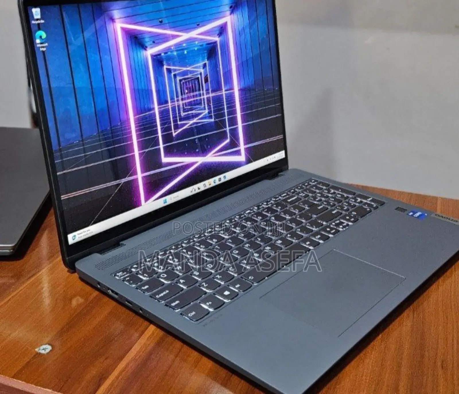 New Laptop Lenovo Yoga 7 15ITL5 16GB Intel Core I7 SSD 512GB