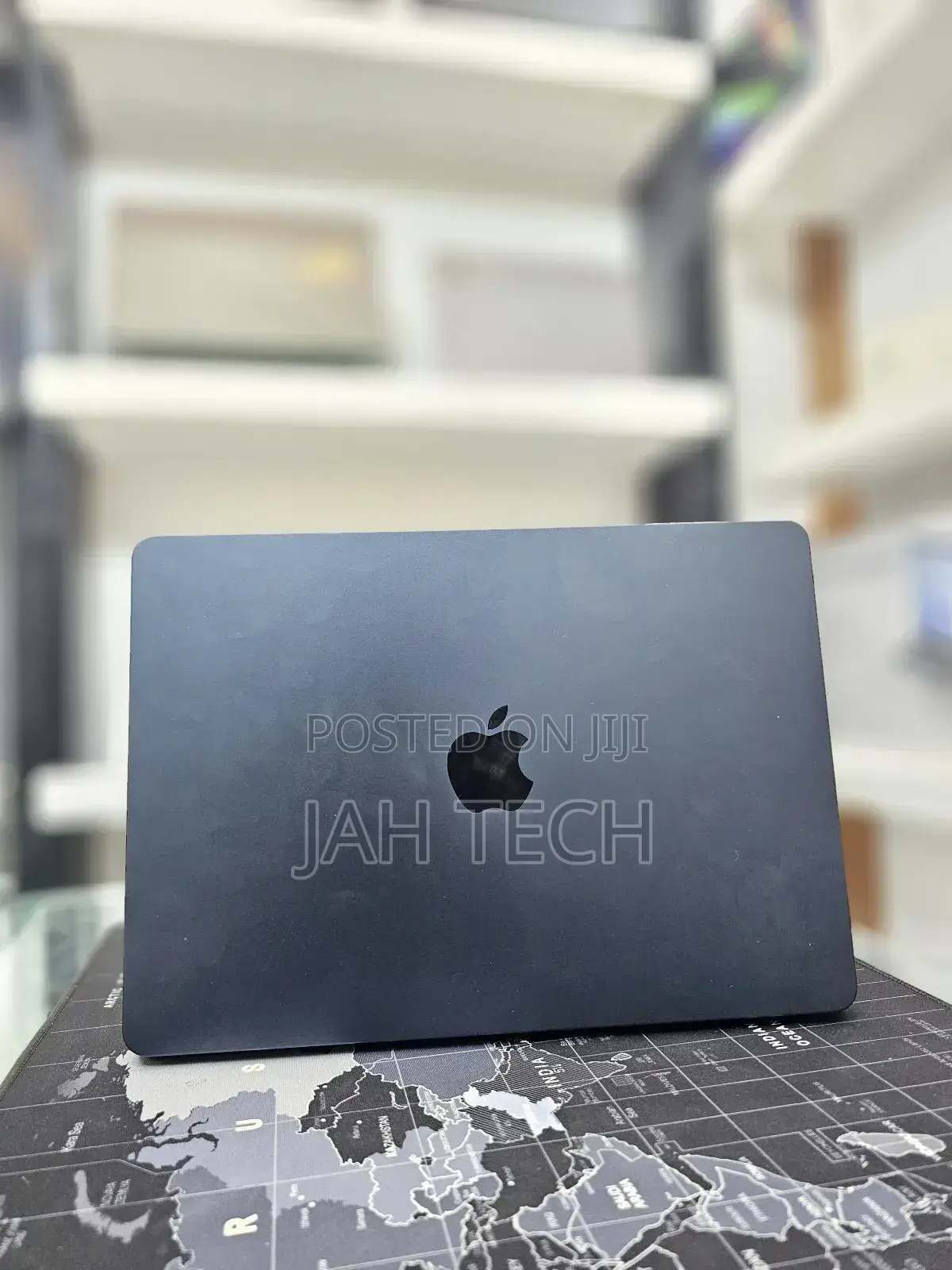New Laptop Apple MacBook Air 2025 M4 13-Inch 16GB Apple M4 SSD 256GB
