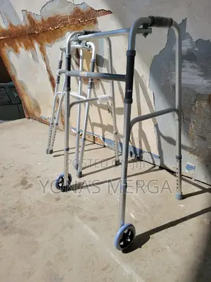 Photo - Walking Aid尺车walker僉店manufactured to the Highest Standards必0walker