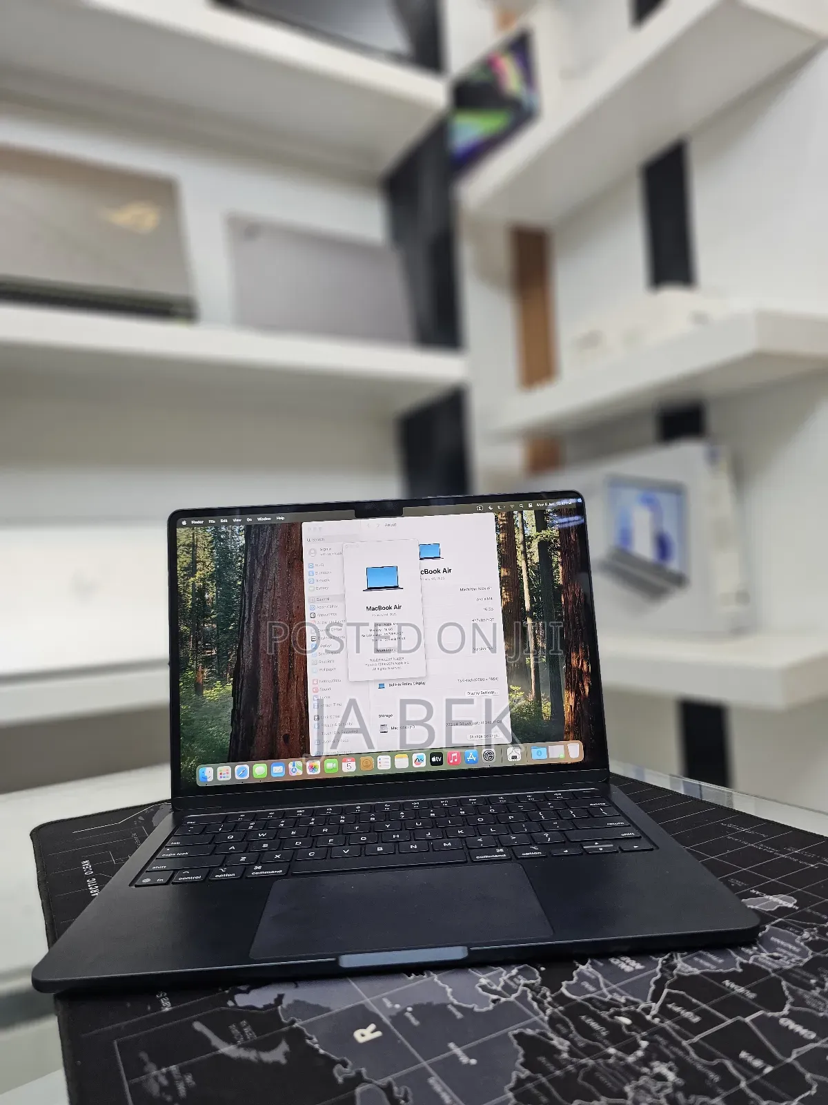 New Laptop Apple MacBook Air 2025 M4 13-Inch 16GB Apple M4 SSD 256GB