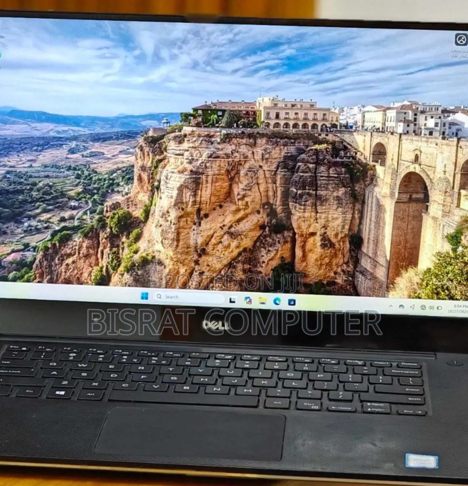 New Laptop Dell XPS 15 16GB Intel Core I7 SSD 256GB
