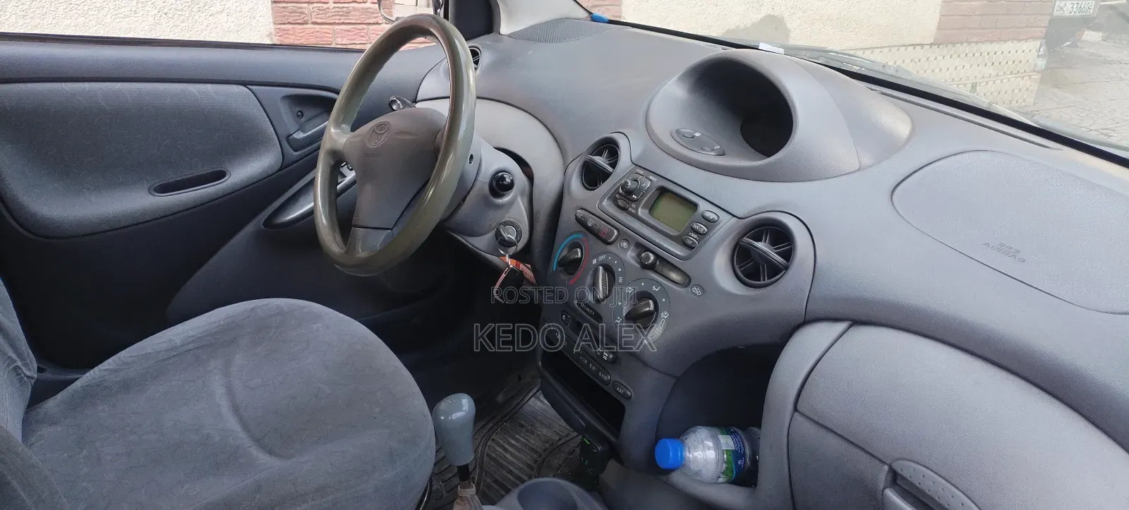 Toyota Yaris 1.5 2000 Silver