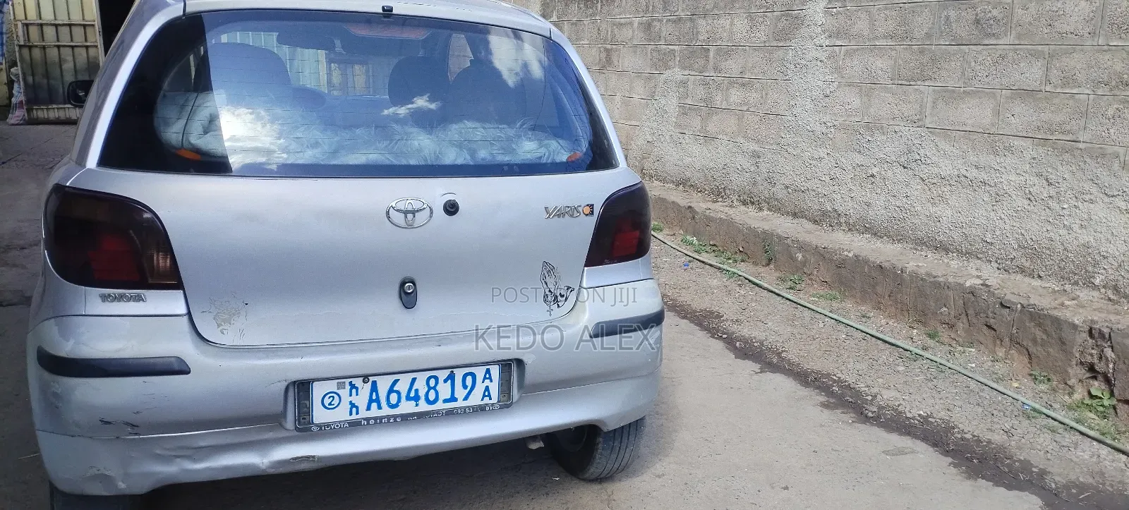 Toyota Yaris 1.5 2000 Silver