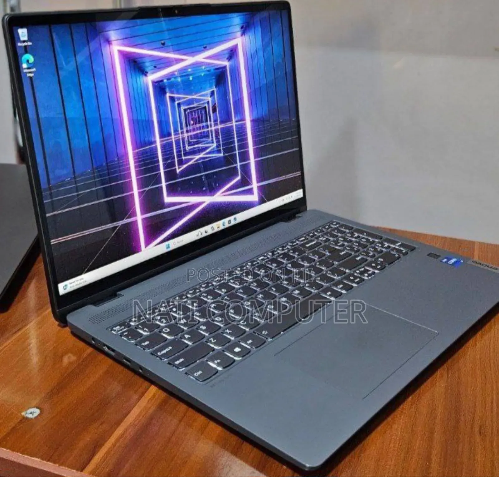 New Laptop Lenovo Yoga 7i 16GB Intel Core I7 SSD 512GB