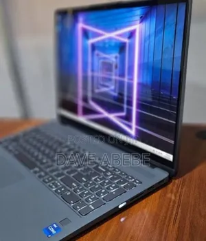 New Laptop Lenovo Yoga 7i 16GB Intel Core I7 SSD 512GB