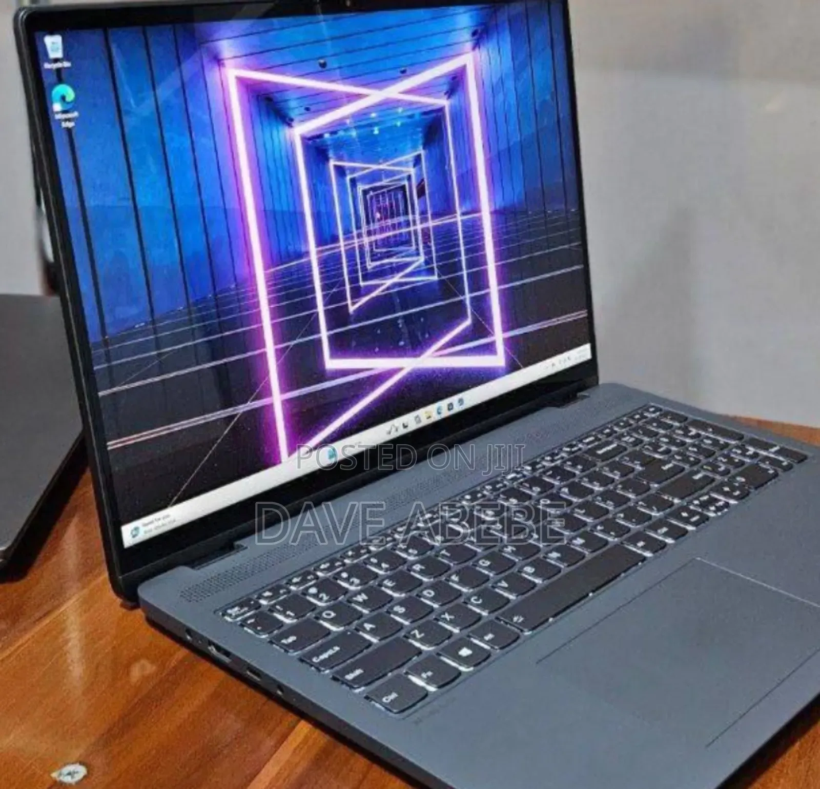 New Laptop Lenovo Yoga 7i 16GB Intel Core I7 SSD 512GB