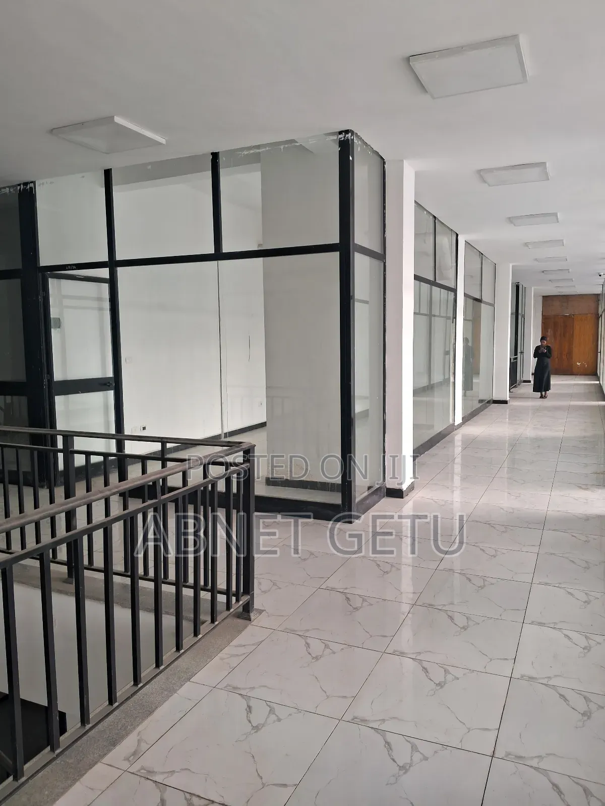 የንግድ ሱቅ በማይታመን ዋጋ