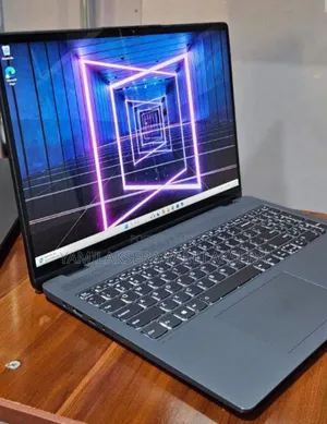 Photo - New Laptop Lenovo 16GB Intel Core I7 SSD 512GB